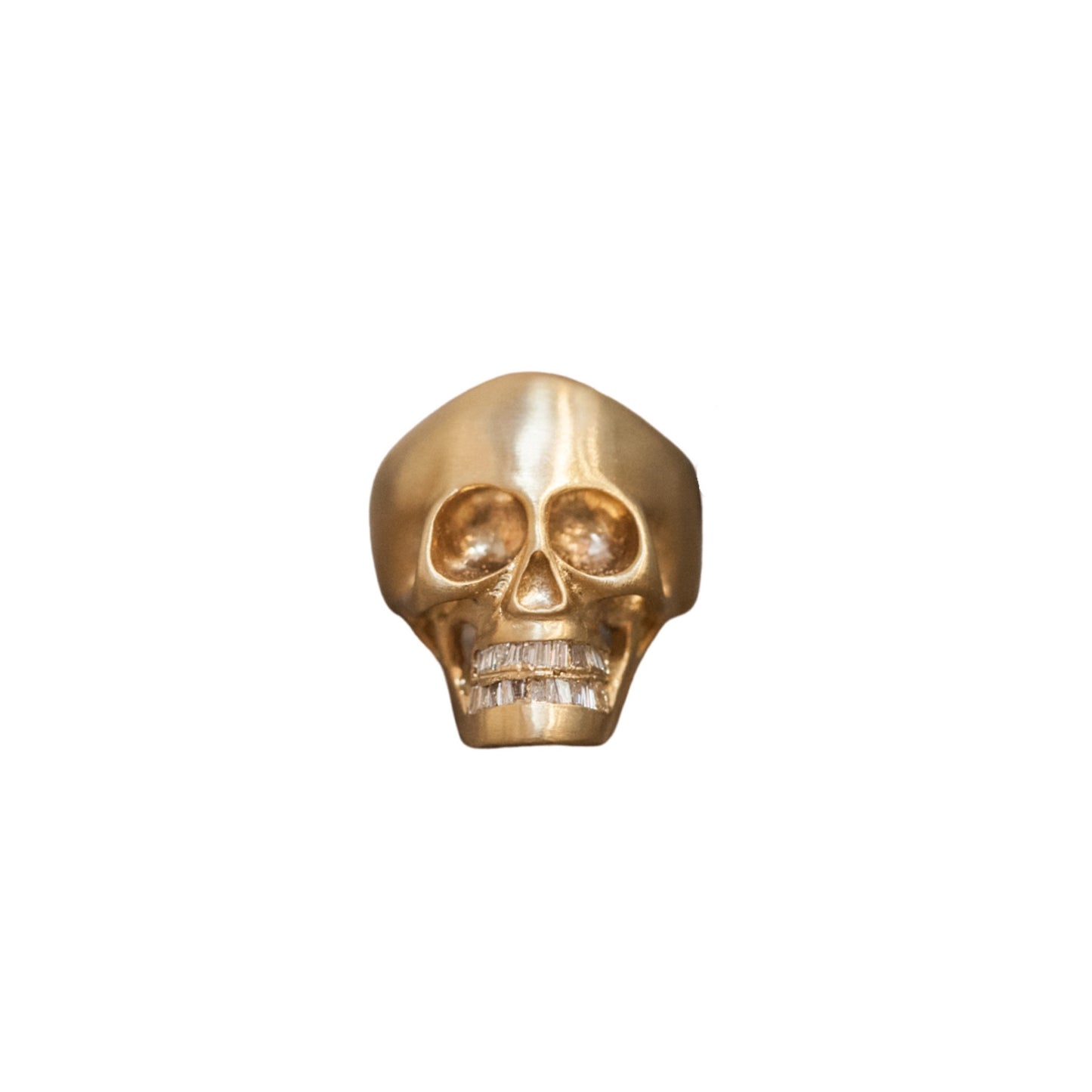 “SKULL” ring full diamond grill